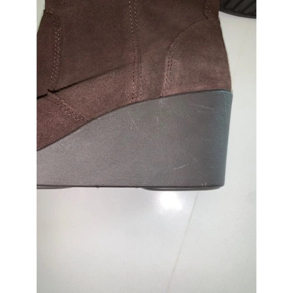 Crocs Leigh Ankle‎ Wedge Bootie Brown Suede Side Zip Boots 203418 Womens 6